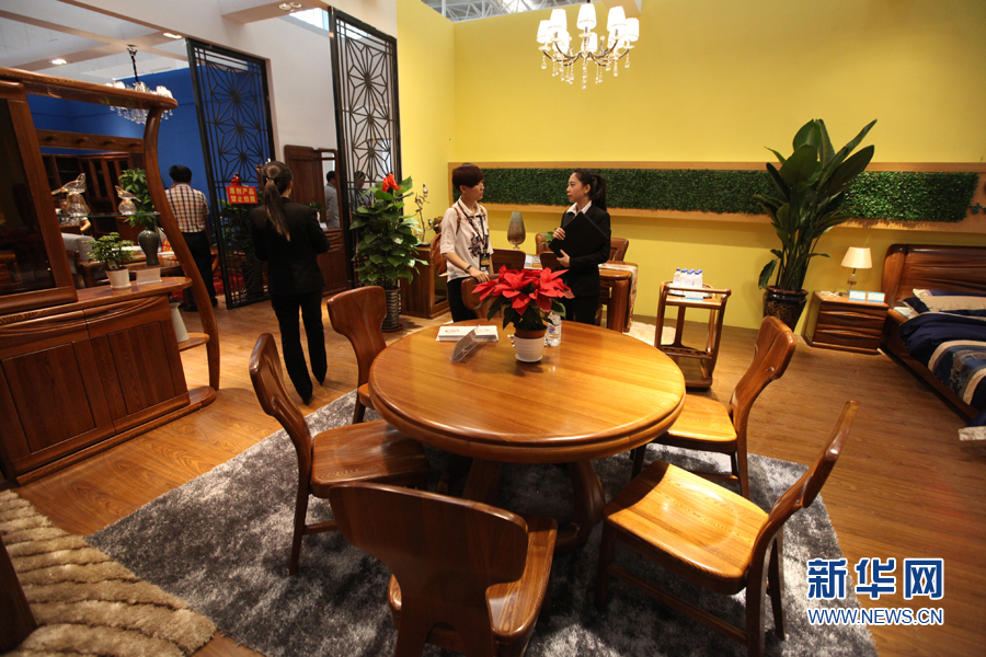 2016中國（天津）國際實(shí)木家具展在津開幕(圖1)